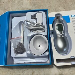 Rodan + Fields Redefine Macro Exfoliator in box